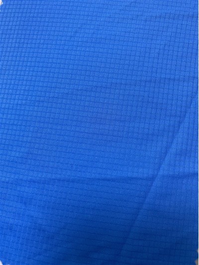 GZ-YXYF 3112# Icy Checker Width: 160CM Weight: 100GSM Composition: 100% polyester Moisture wicking side view